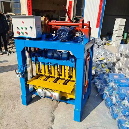 小型半自动水泥砖生产线制砖机出口空心砖机制砖机